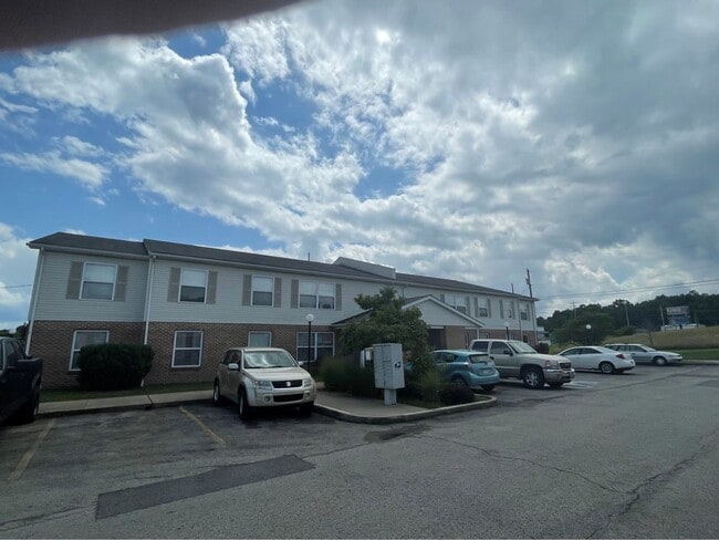 Building Photo - Rich View 3BR 60%