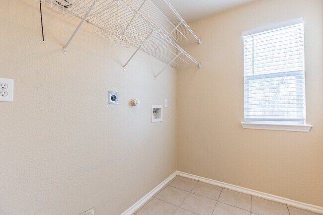 Building Photo - 4746 Gambels Quail