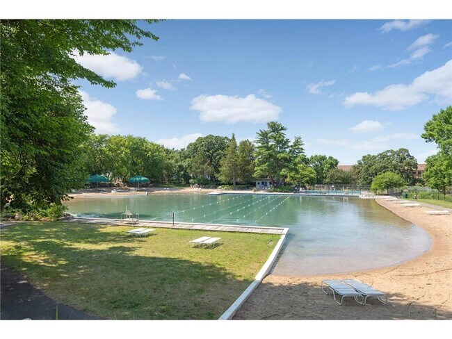 Building Photo - 8666 Windward Cir