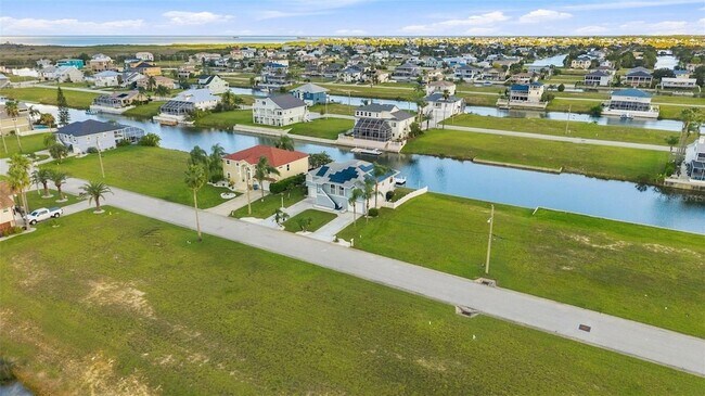 Building Photo - 4017 Triggerfish Dr