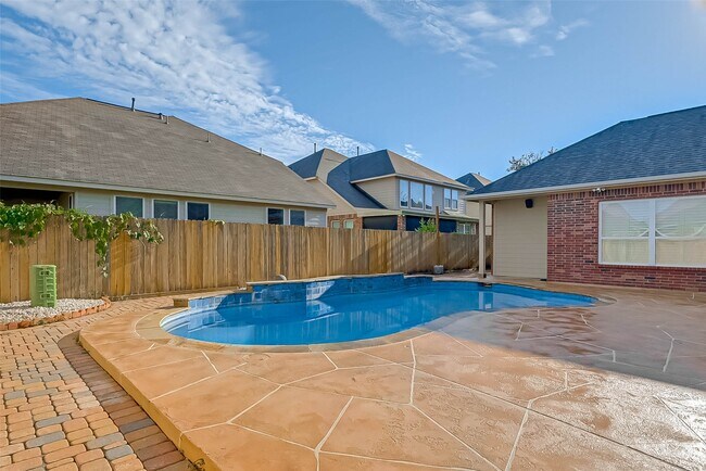Building Photo - 24922 Florina Ranch Dr
