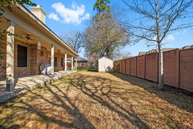 Building Photo - 9292 Deepwater Dr