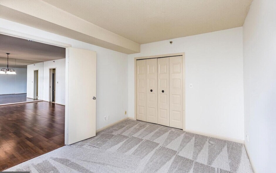 Building Photo - 5501 Seminary Rd