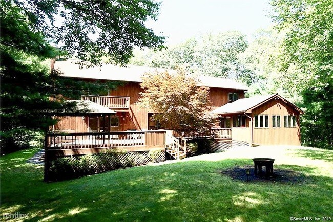Primary Photo - 4 br, 3.5 bath House - 421 Riley Mountain Rd