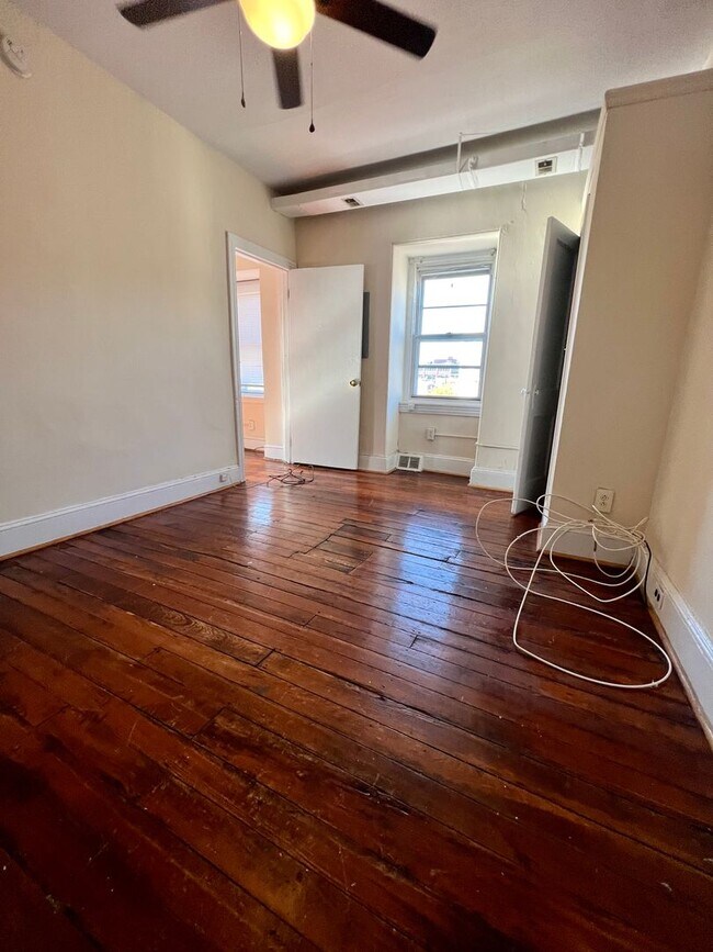 Building Photo - 4007 Powelton Ave