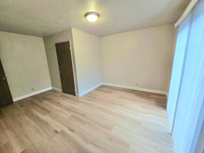 Building Photo - 505 Acapulco Ct