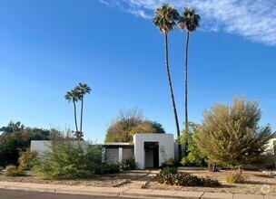 Building Photo - Contemporary 4-bedroom, 3-bath remodeled h...