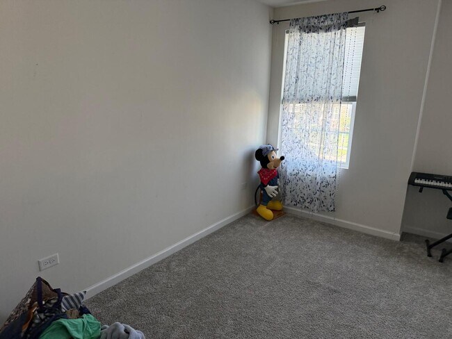 Building Photo - 3120 Semple Wy