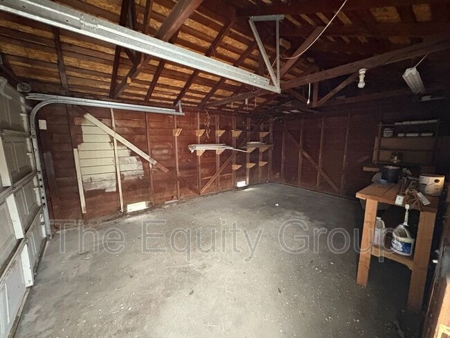 Building Photo - 1801 Riverside St