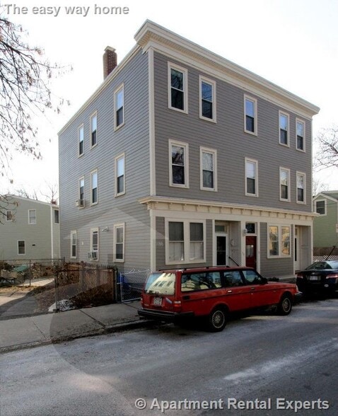 Building Photo - 79 Kinnaird St