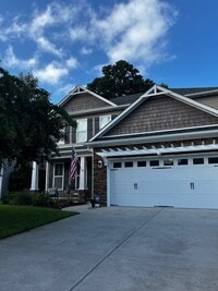 Building Photo - 413 Chablis Way