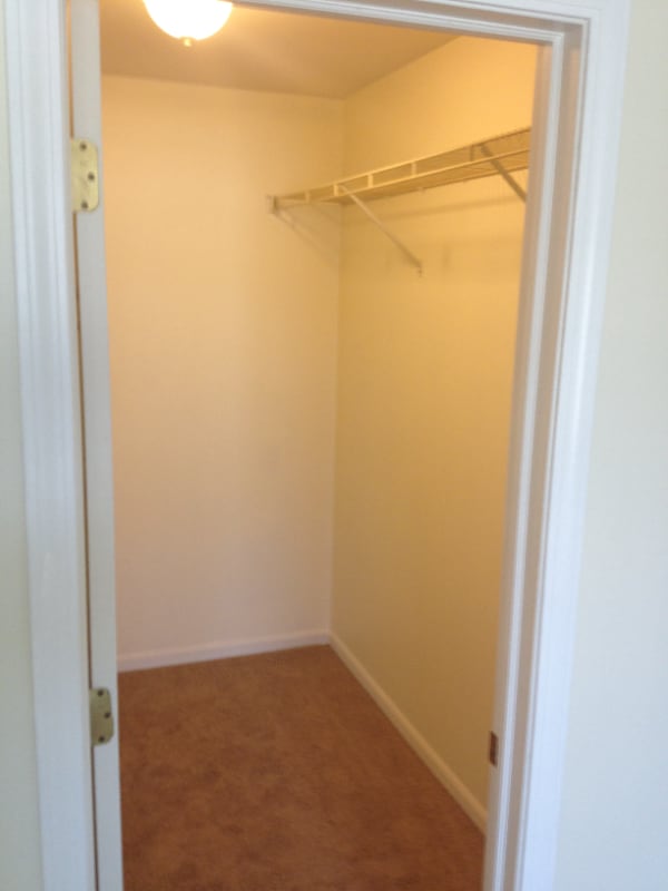 Building Photo - 1150 Coldspring Rd