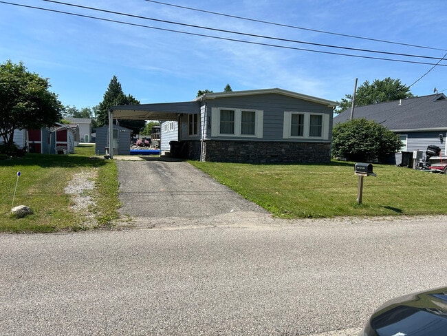 Building Photo - 115 Lane 101b Crooked Lk