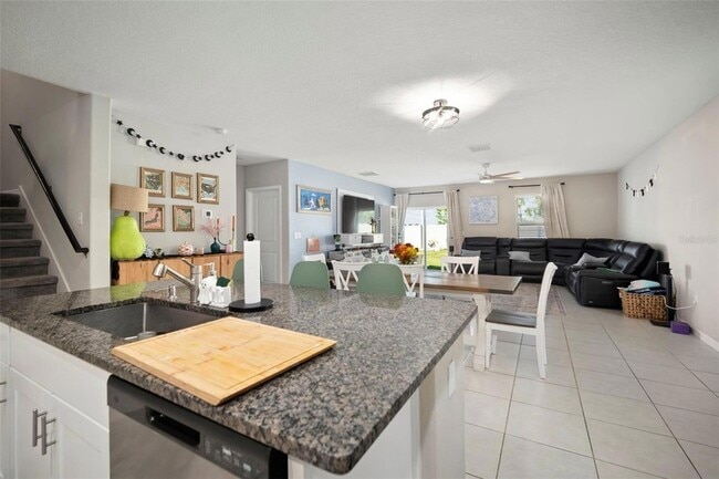 Building Photo - 5430 Blue Azure Dr