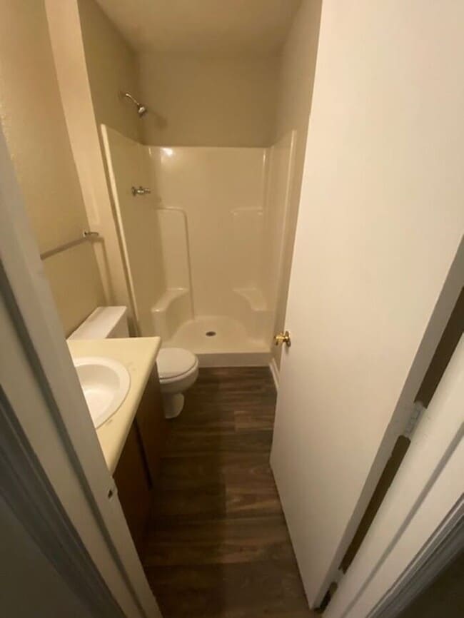 Building Photo - NOW AVAILABLE! Charming 2-Bedroom, 2-Bathroom Single-Level Townhome