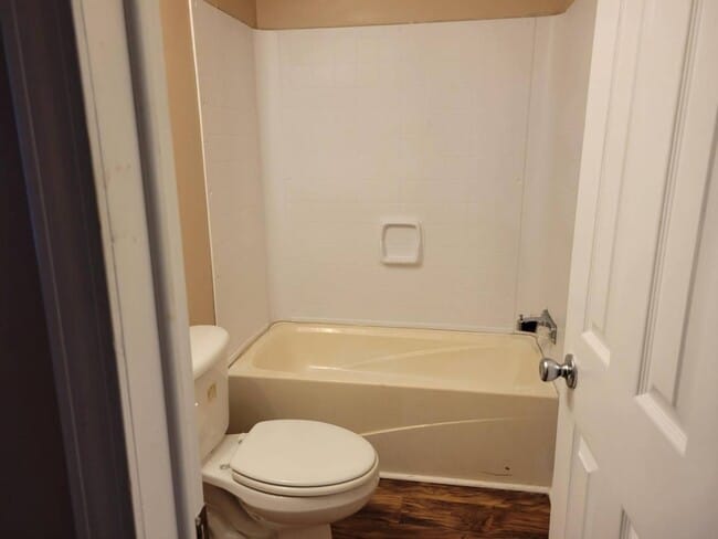 Building Photo - 4079 Acorn Dr