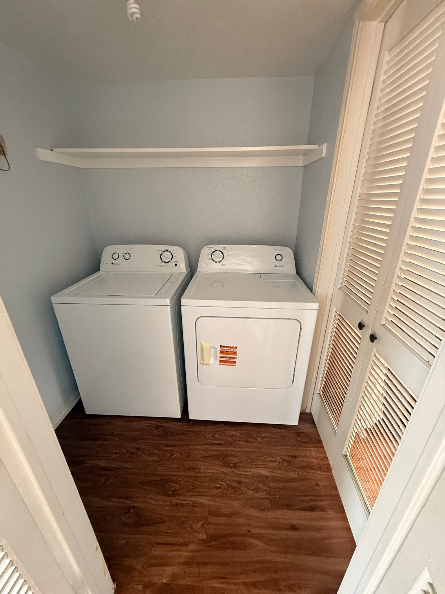 Building Photo - 2535 Wedglea Dr