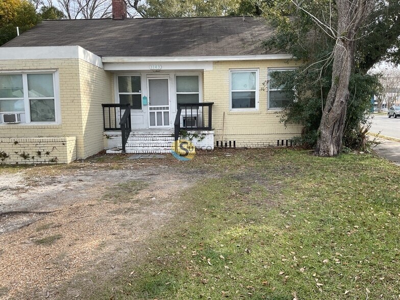 Building Photo - 1143 Old Hickory Rd