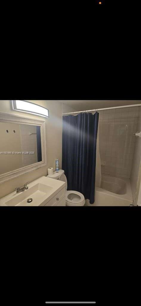 Building Photo - 2200 E Preserve Way