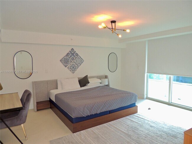 Building Photo - 1170 101st St