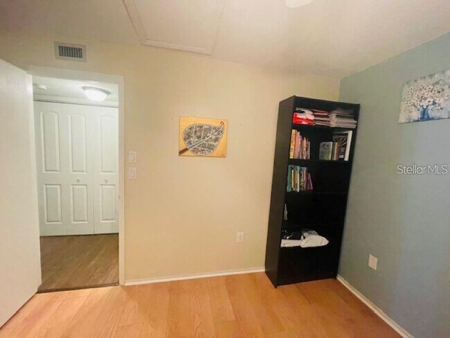 Building Photo - 108 Nina Way