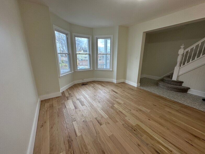 Building Photo - 59 Arnold Ter