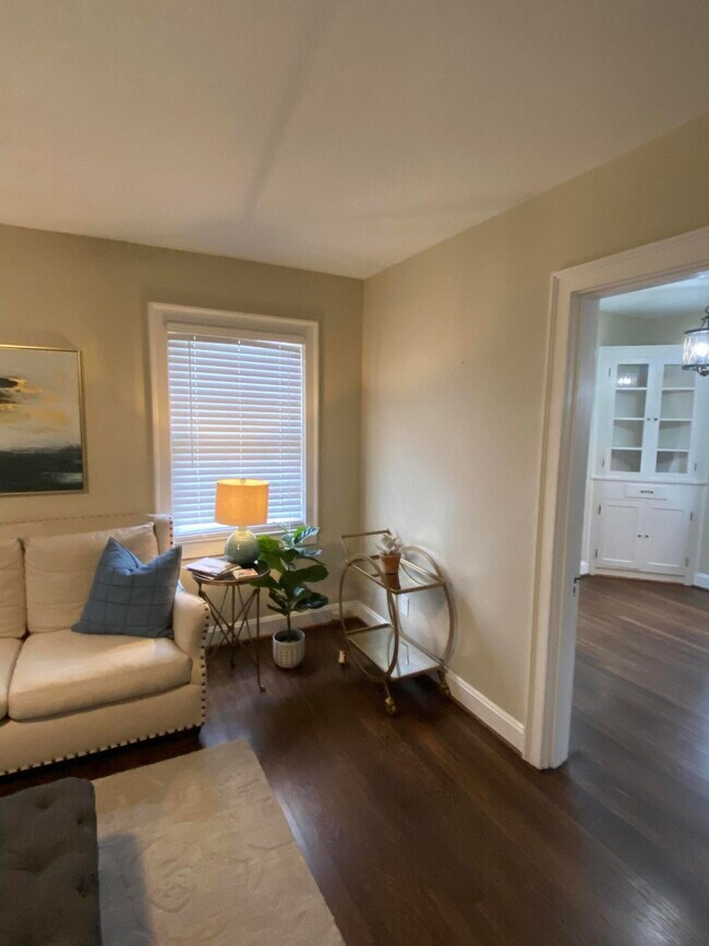 Building Photo - 318 Arcadia Park