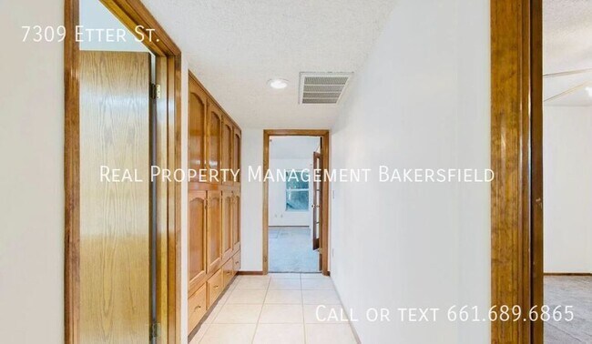 Building Photo - 7309 Etter St