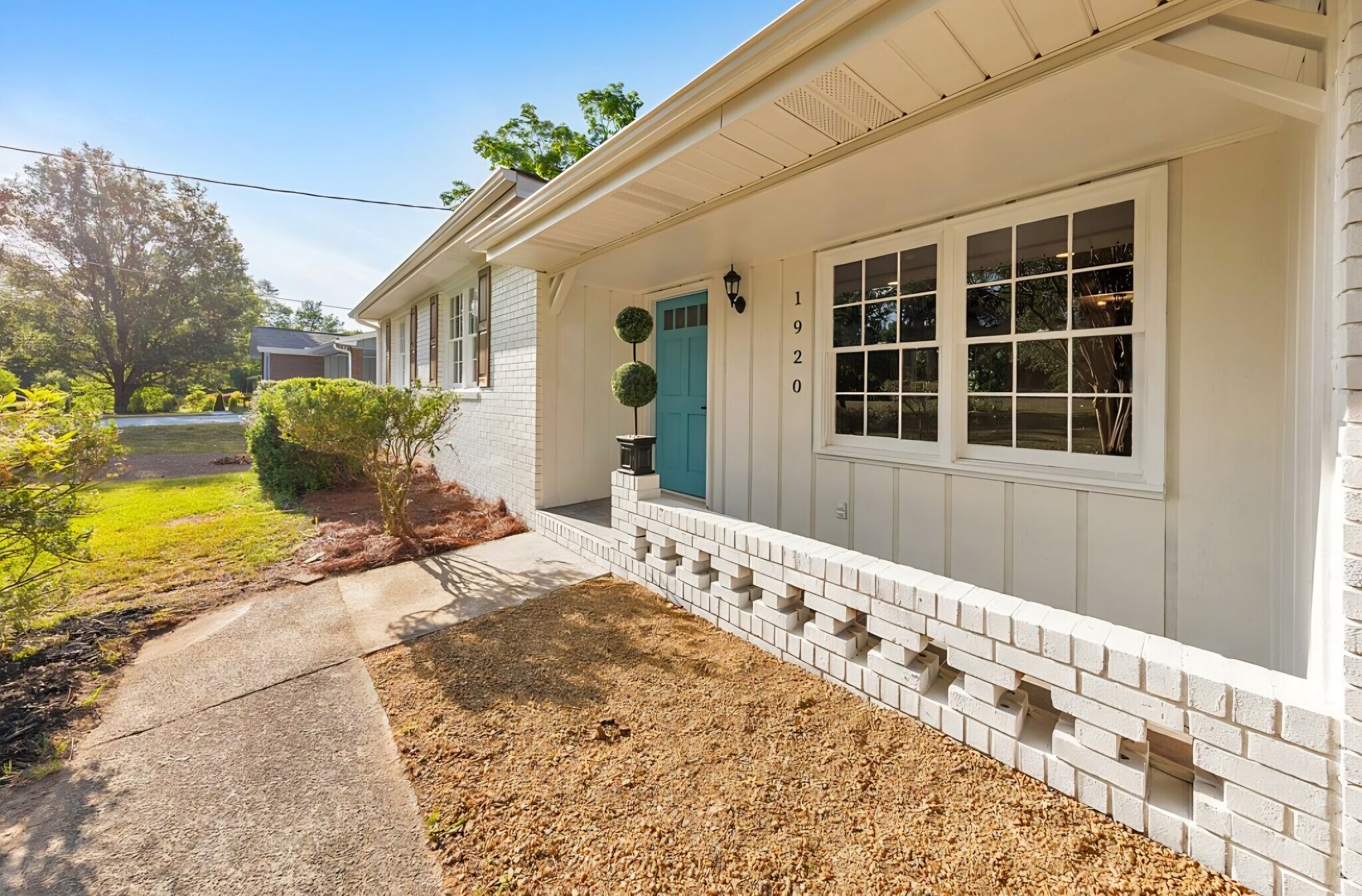 Building Photo - 1920 Mozelle Dr