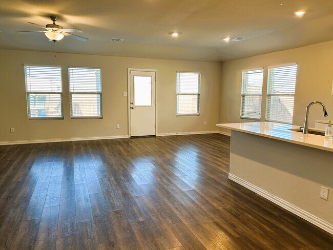 Building Photo - 2128 Proteus Dr