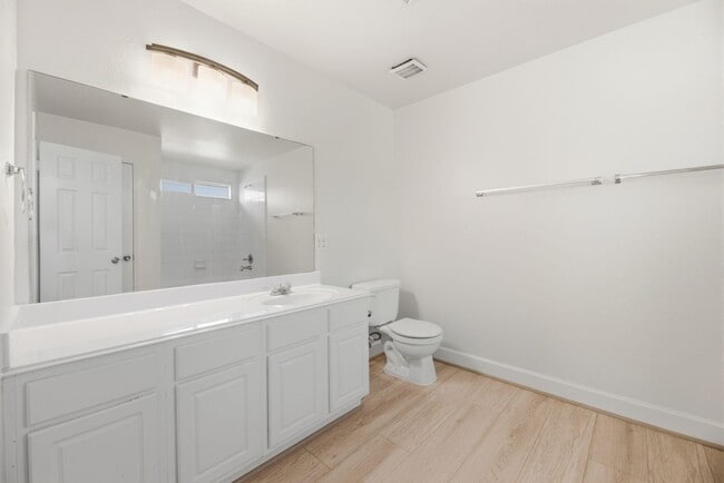 Building Photo - 18110 Jills Way Ln