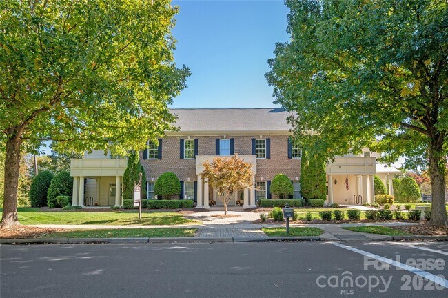 Building Photo - 7019 Hamilton Mill Dr