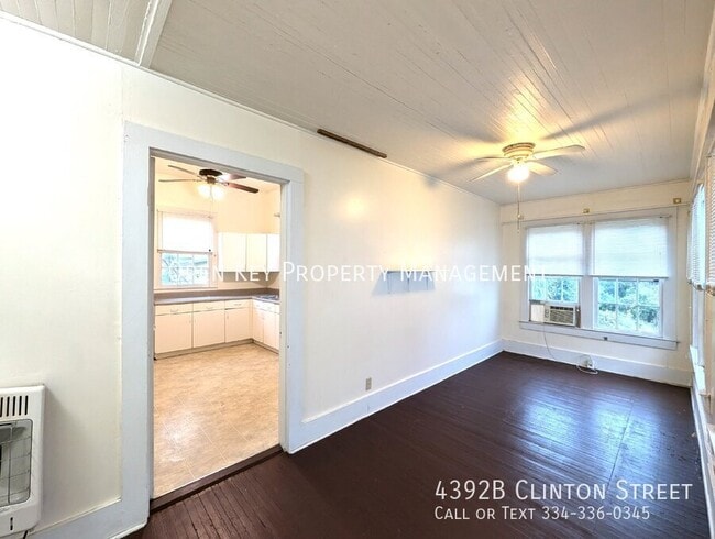 Building Photo - 4392 B Clinton St