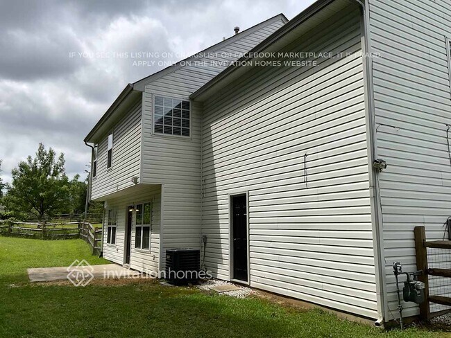 Building Photo - 3535 Anastasia Ct