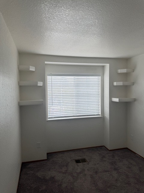 Building Photo - Tracy 3 Bedroom 2.5 Bathroom Home