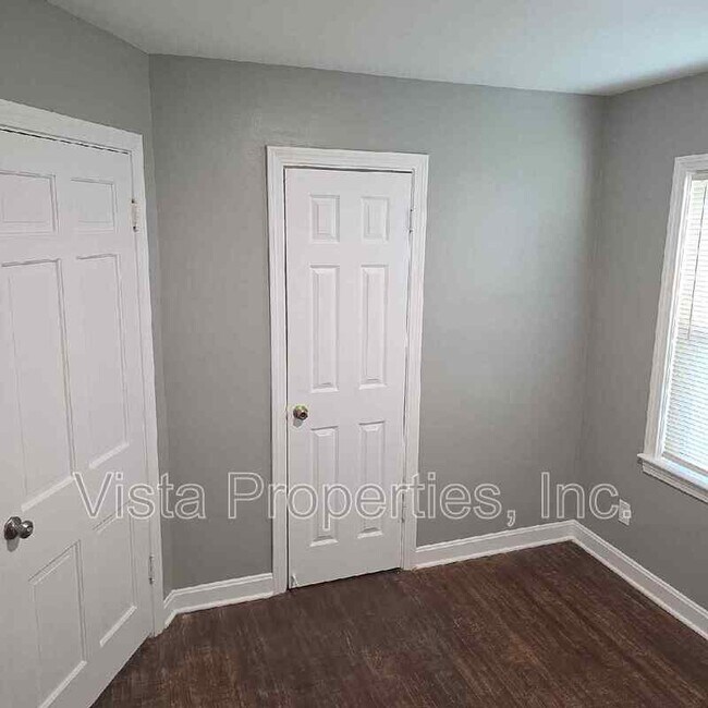 Building Photo - 1021 W Indian Trail