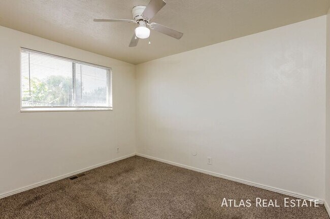 Building Photo - 3653 S 200 E