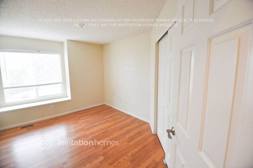 Building Photo - 1572 Beacon Hill Dr