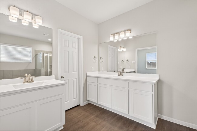 Building Photo - 17727 Chartertree Ln