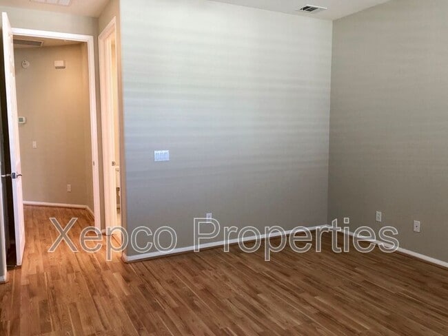 Building Photo - 1170 Wisteria Way