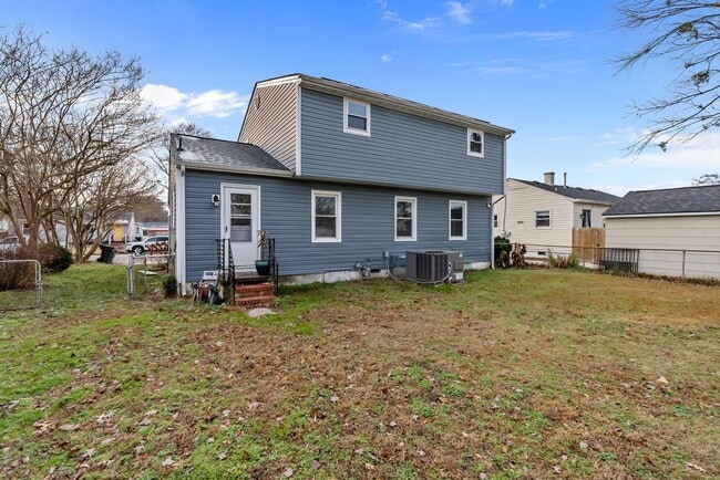 Building Photo - NEW RENTAL ALERT: Beautiful 4-Bed Home in Hampton — Available NOW!