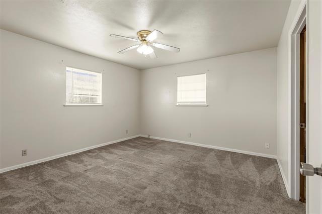 Building Photo - 629 FM697