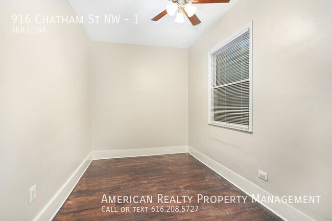 Building Photo - 916 Chatham St NW