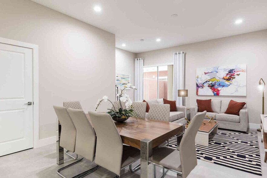Building Photo - 7590 Sunny Dreams Ln