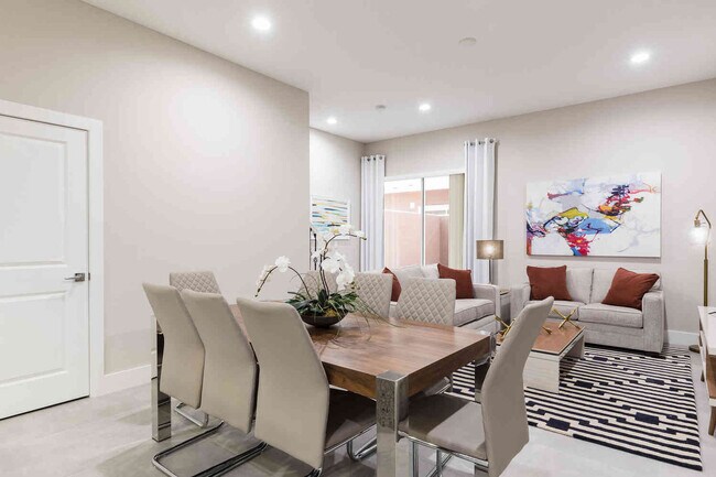 Building Photo - 7586 Sunny Dreams Ln