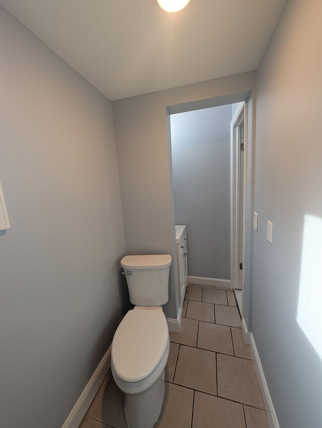 Building Photo - 234 Fisher Ave