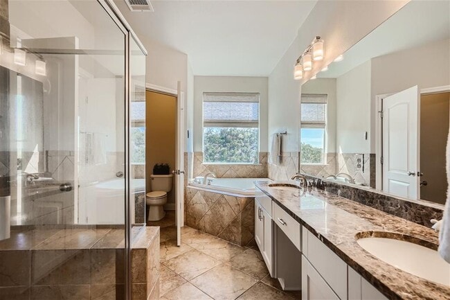 Building Photo - 216 Sunrise Ridge Cove