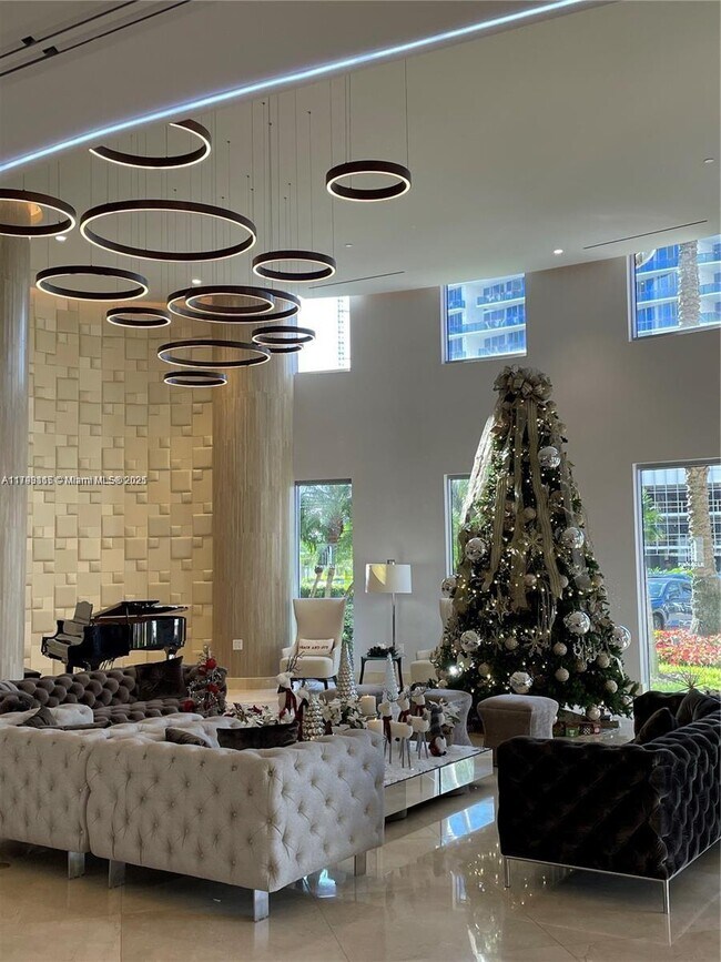 Building Photo - 17555 Collins Ave