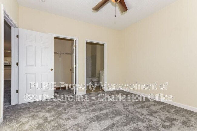Building Photo - 332 Kiskadee Loop