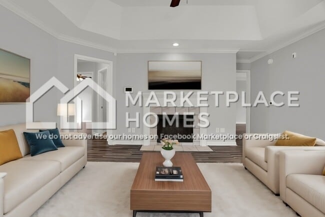 Building Photo - 8513 English Oak Loop